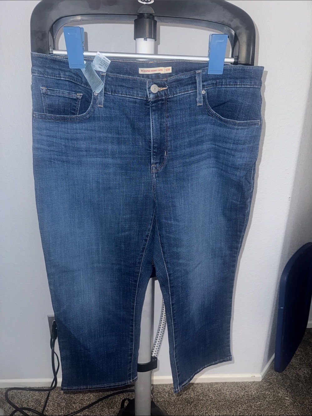 Levi's Women's Dark Blue Relaxed Denim Jeans